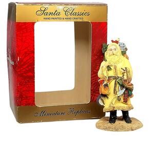 Vintage Old World Santa Classics Figurine - Hand Painted and Hand Crafted